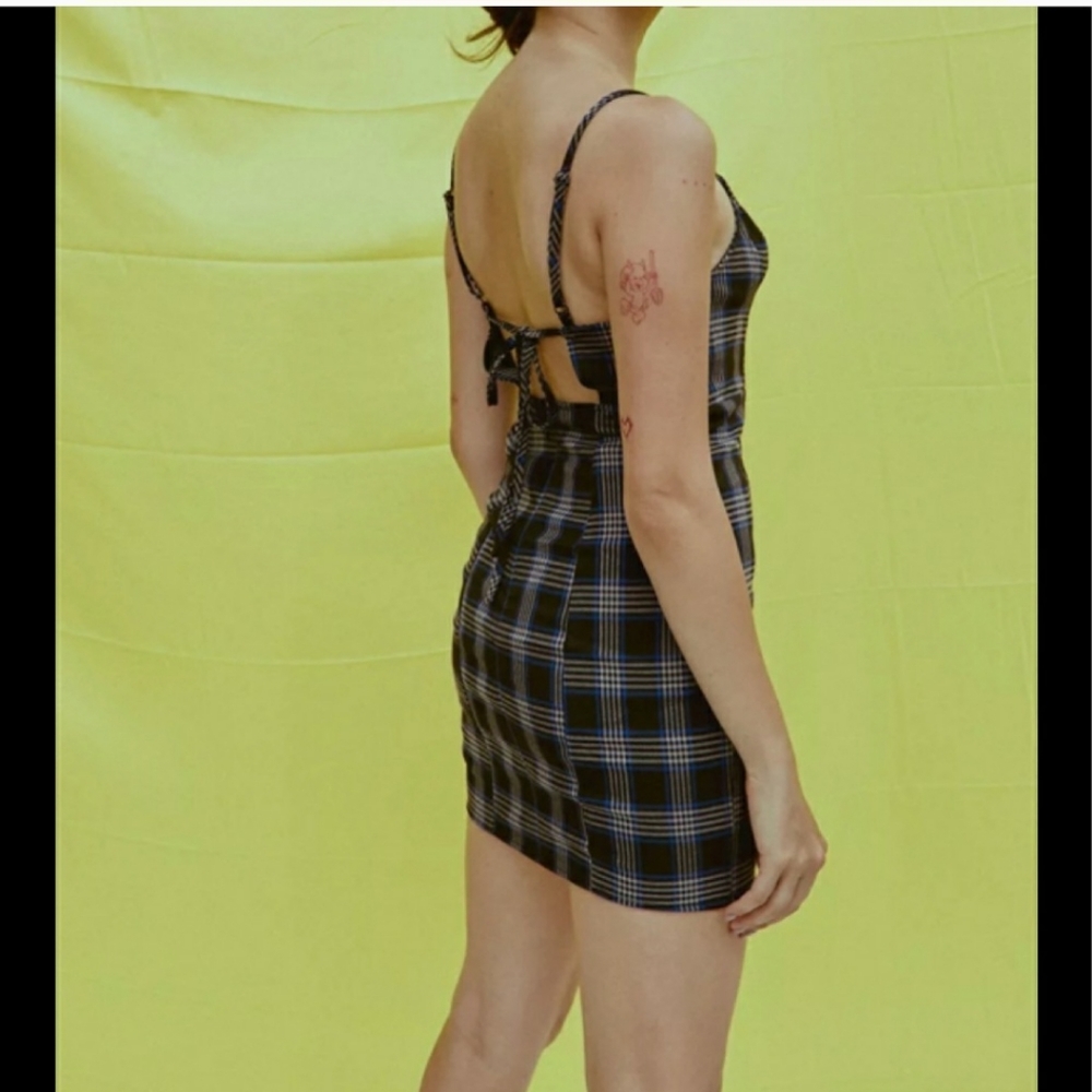 Urban Outfitters Monica Square neck green plaid strappy mini dress - Picture 2 of 9